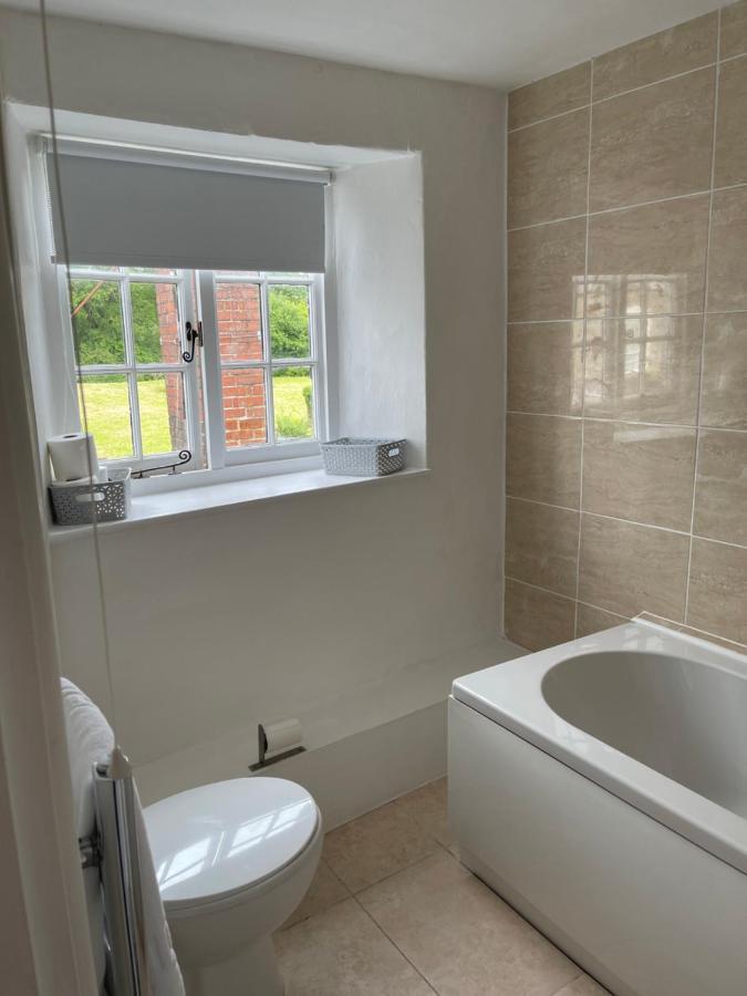 Red Lion Inn Sidbury Dış mekan fotoğraf