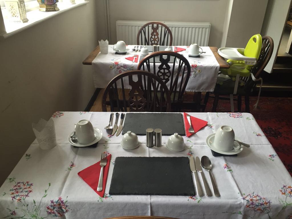 Red Lion Inn Sidbury Dış mekan fotoğraf
