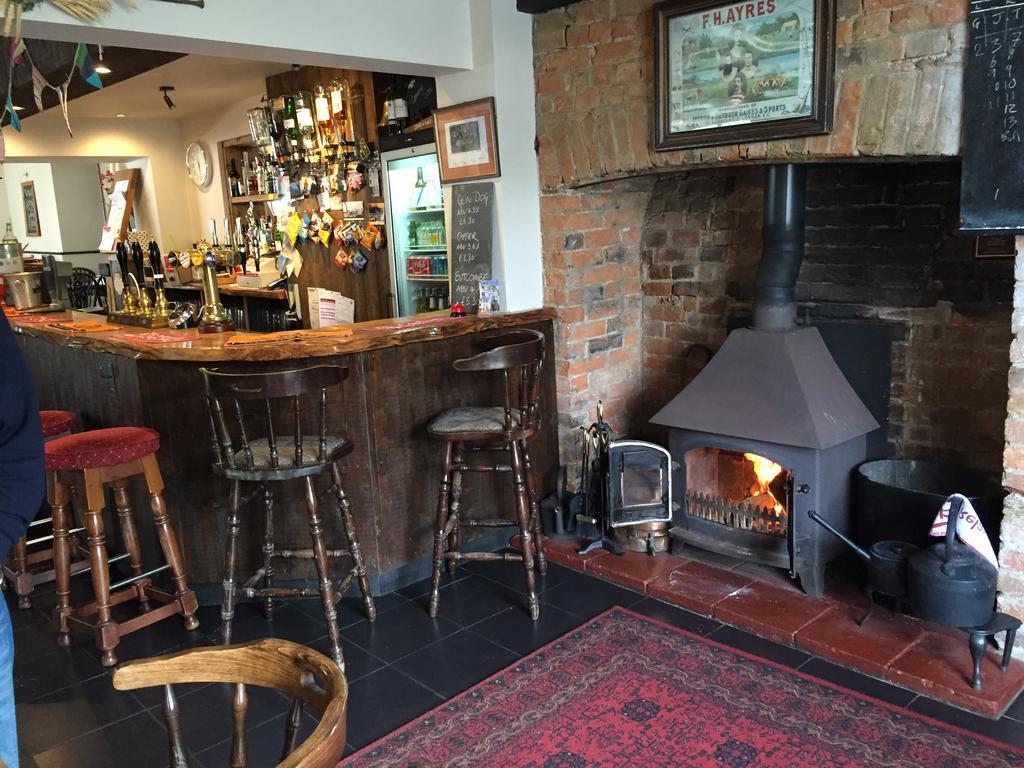 Red Lion Inn Sidbury Dış mekan fotoğraf