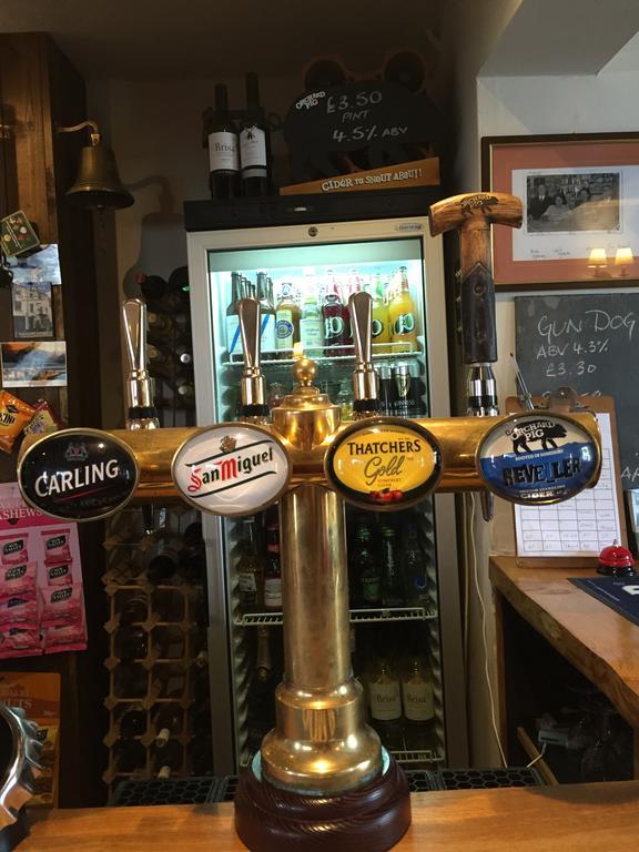 Red Lion Inn Sidbury Dış mekan fotoğraf